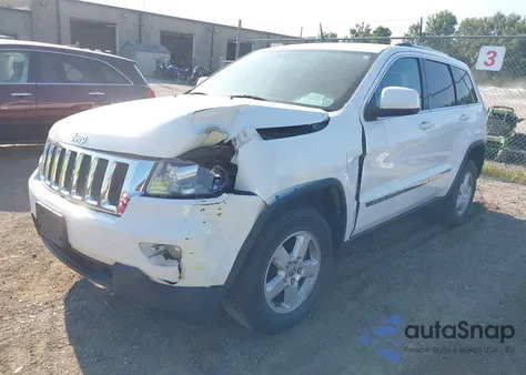 2013 Jeep Grand Cherokee Laredo из США, поврежденный, VIN 1C4RJFAG0DC585749